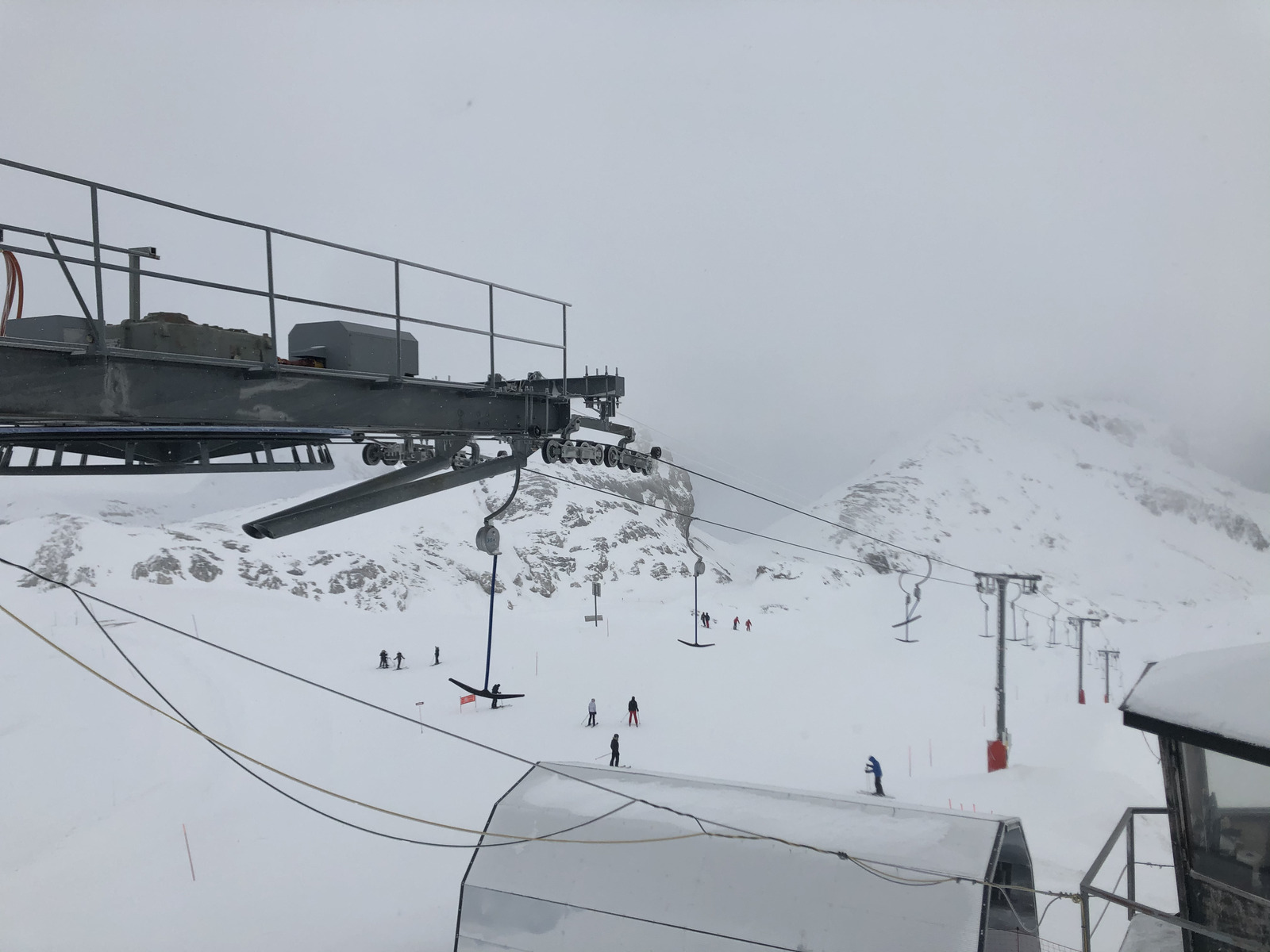 รูปถ่าย สวิสเซอร์แลนด์(Switzerland) ครองส์-มงตานา(Crans Montana) 2020-12 428
