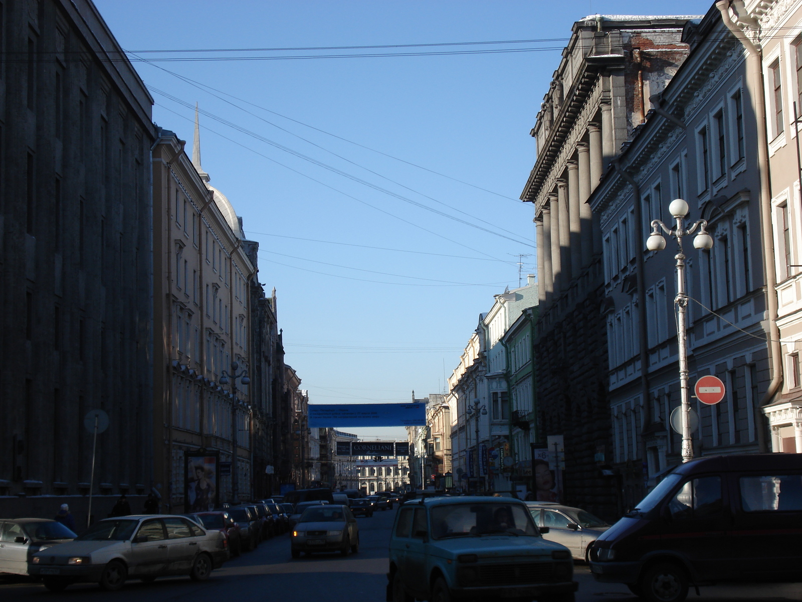 รูปถ่าย รัสเซีย(Russia) เซนต์ปีเตอร์สเบิร์ก(St Petersburg) ถนนเนฟสกี(Nevsky Prospect) 2006-03 42