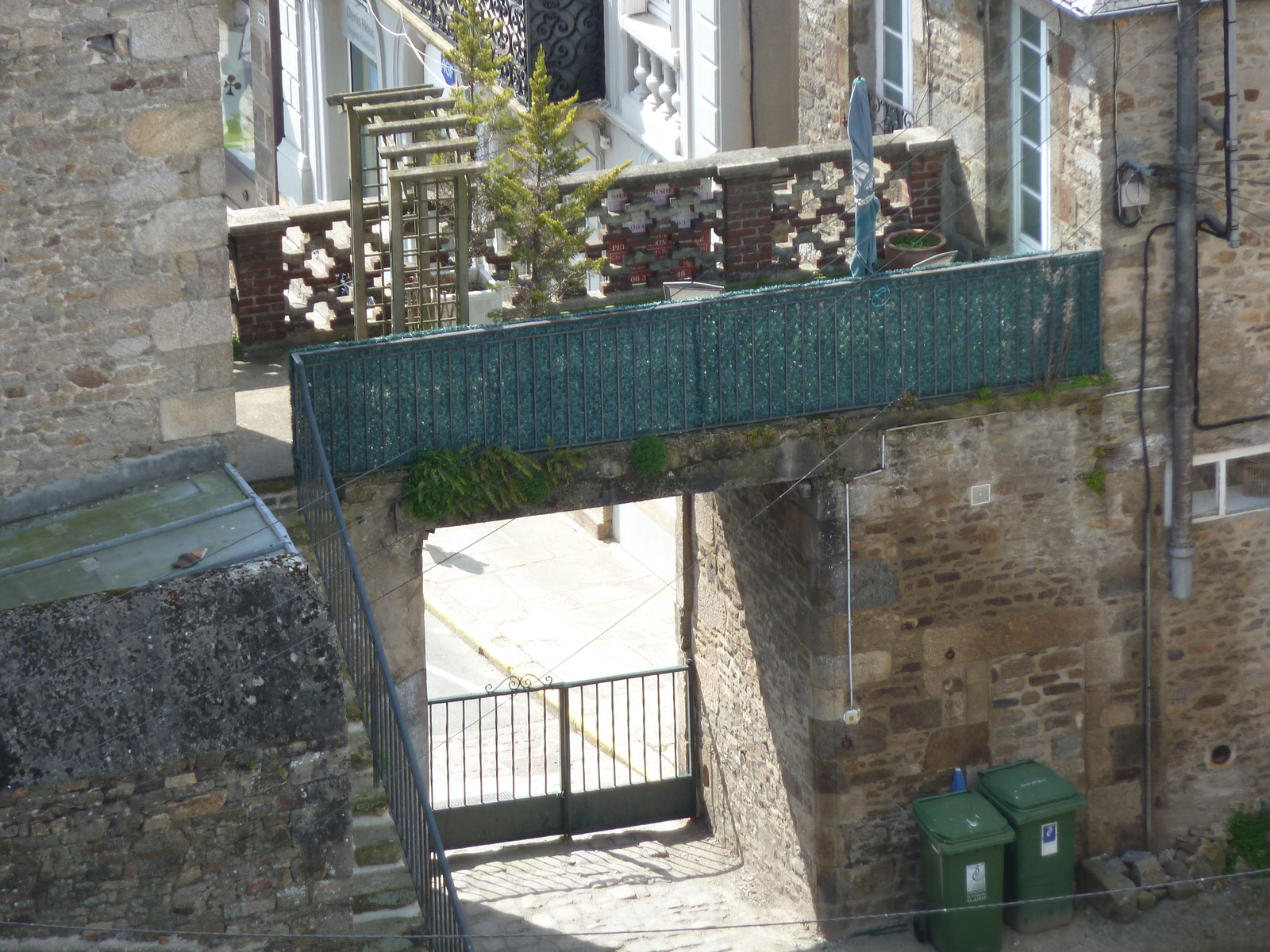 รูปถ่าย ฝรั่งเศส(France) ดีน็อง(Dinan) หอนาฬิกาดีน็อง(Dinan clock tower) 2010-04 29