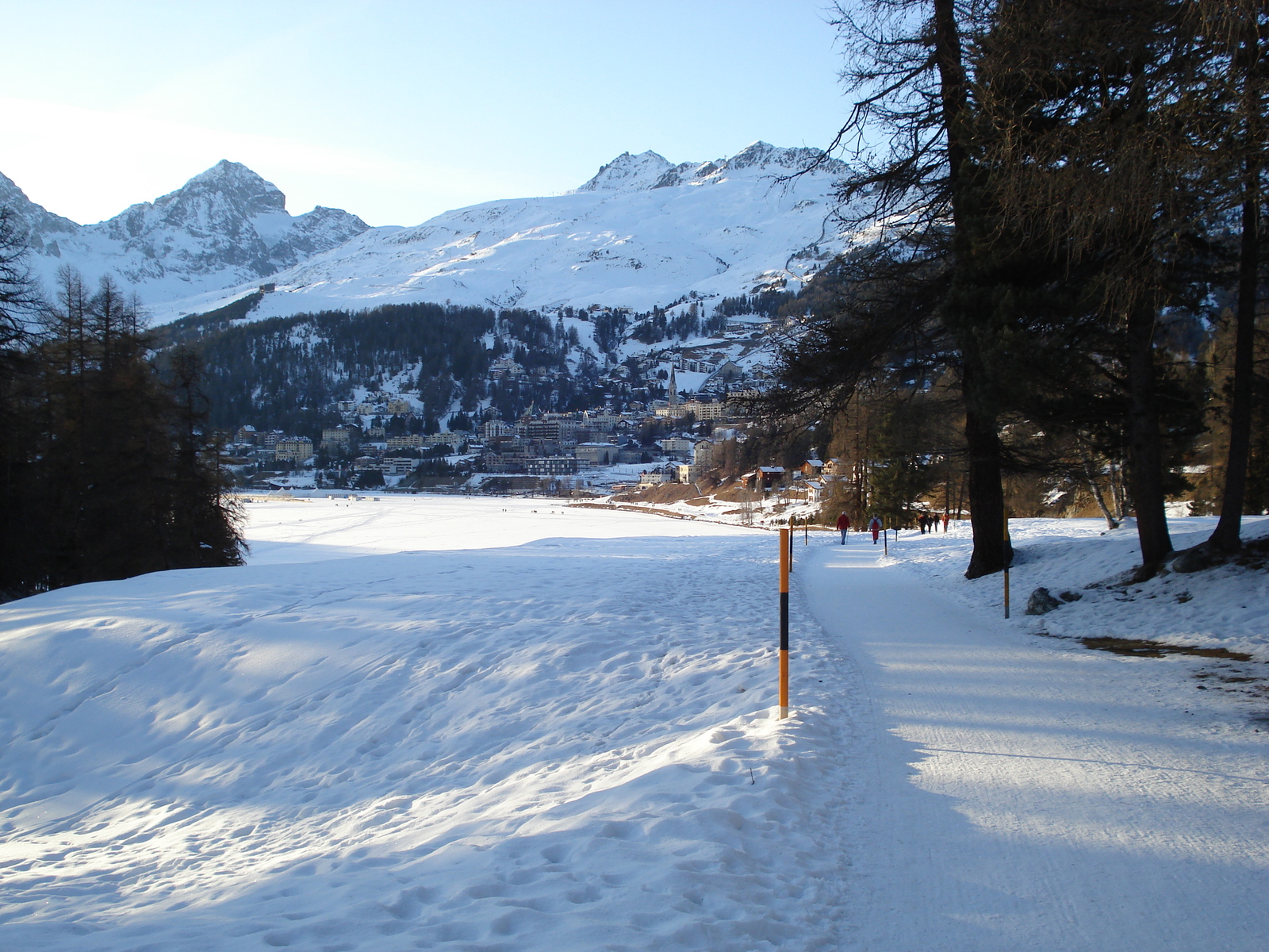 รูปถ่าย สวิสเซอร์แลนด์(Switzerland) เซนต์มอริตซ์ ชลาริญญา(St Moritz Schlarigna) 2007-01 99