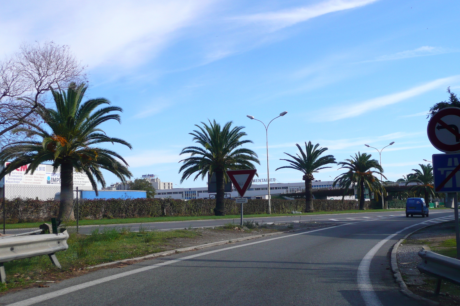 รูปถ่าย ฝรั่งเศส(France) เฟรนช์ริวิเอรา(French Riviera) ถนนจากคาญ-ซูร์-แมร์ไปนีซ(Cagnes sur Mer to Nice road) 2007-10 42