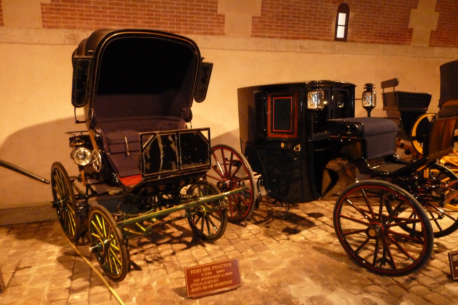 รูปถ่าย ฝรั่งเศส(France) ปราสาทโว-เลอ-วีกงต์(Vaux Le Vicomte Castle) พิพิธภัณฑ์รถม้า(Horse driven carriages museum) 2010-09 22