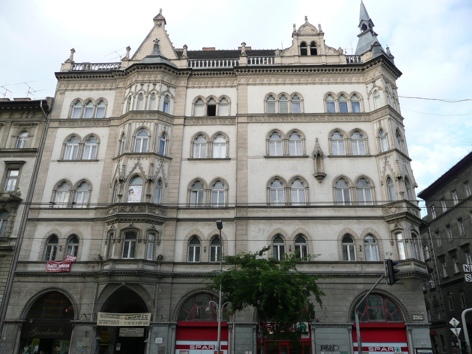 รูปถ่าย ฮังการี(Hungary) บูดาเปสต์(Budapest) ใจกลางบูดาเปสต์(Central Budapest) 2007-06 17