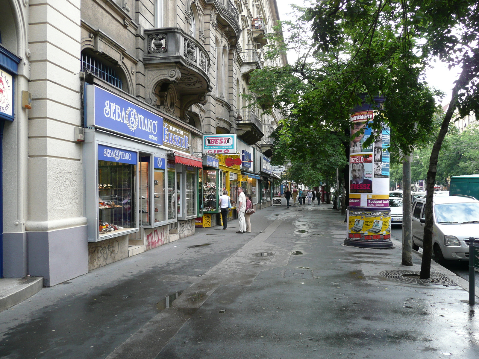 รูปถ่าย ฮังการี(Hungary) บูดาเปสต์(Budapest) ใจกลางบูดาเปสต์(Central Budapest) 2007-06 4