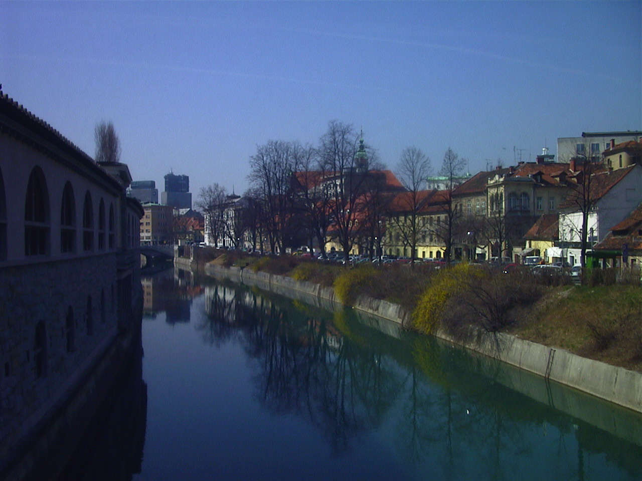 รูปถ่าย สโลวีเนีย(Slovenia) ลีอูบลีอานา(Ljubljana) 2000-03 11