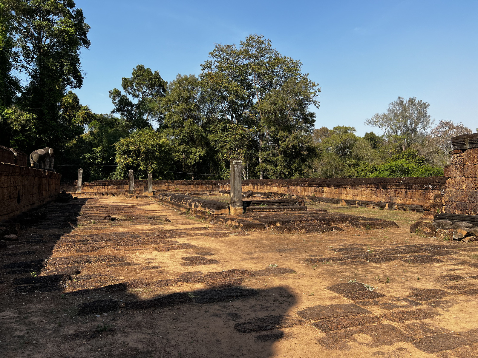 รูปถ่าย กัมพูชา(Cambodia) เสียมราฐ(Siem Reap) ปราสาทแม่บุญตะวันออก(Eastern Mebon) 2023-01 28