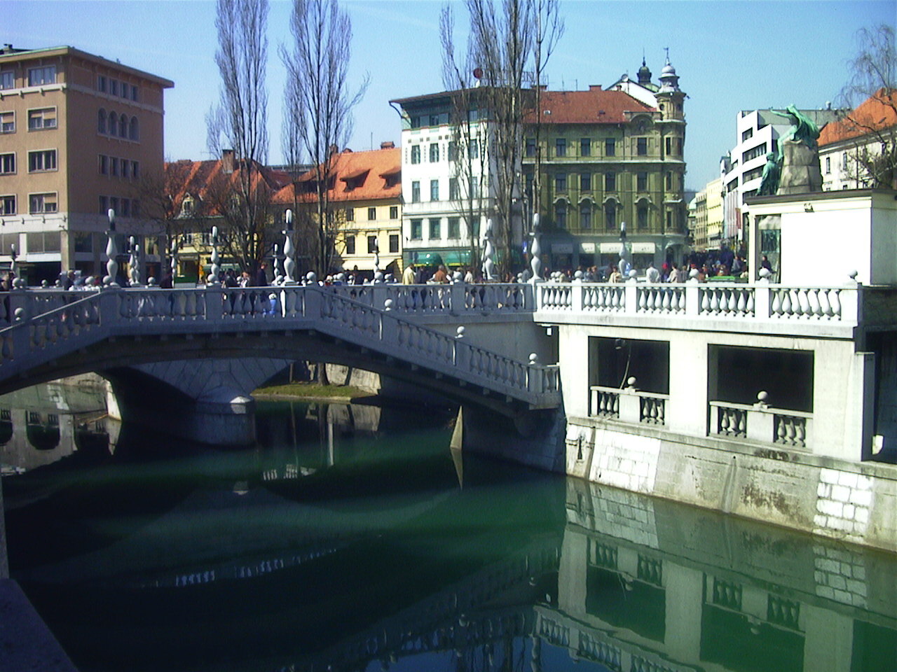 รูปถ่าย สโลวีเนีย(Slovenia) ลีอูบลีอานา(Ljubljana) 2000-03 2