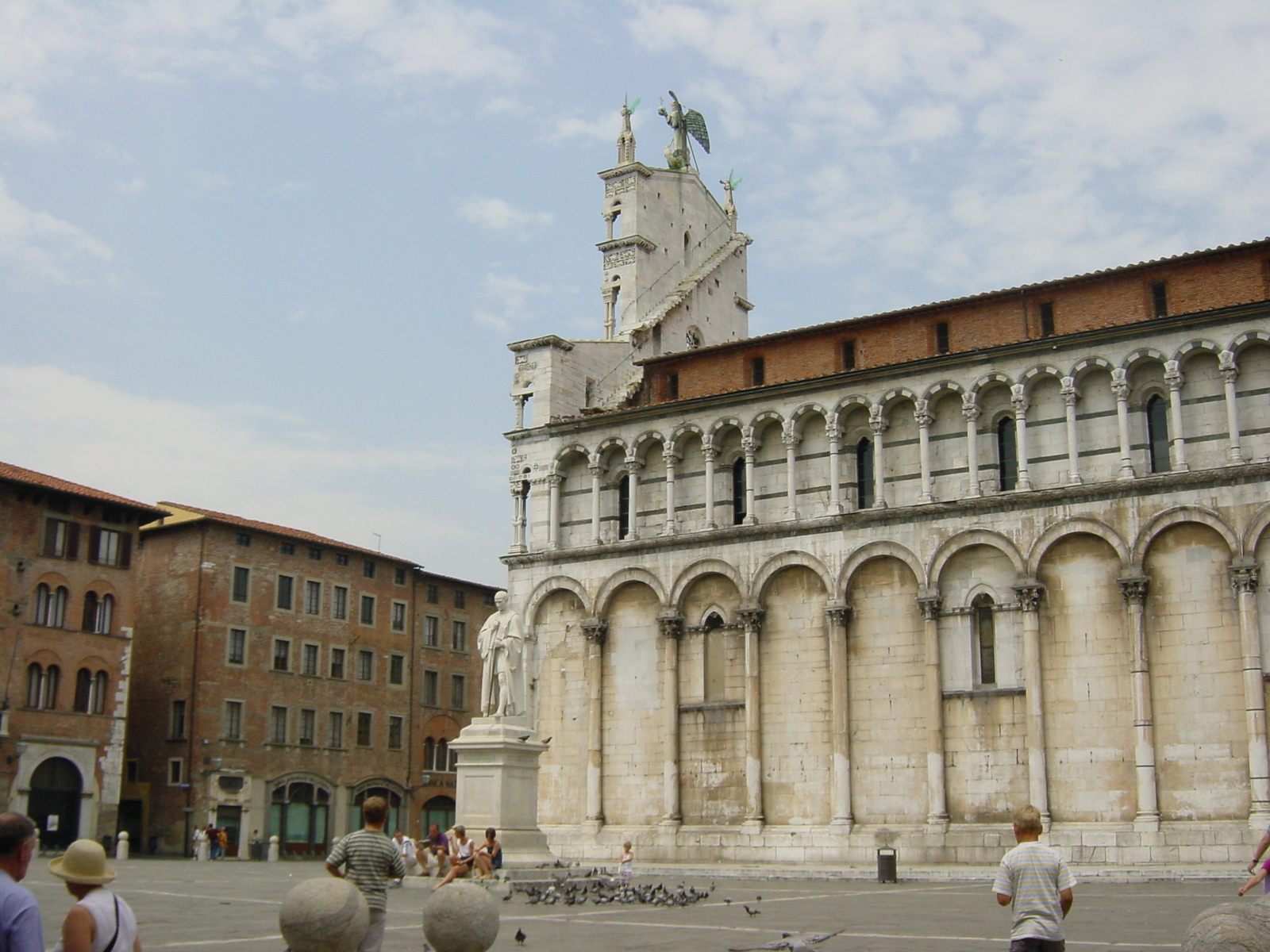 รูปถ่าย อิตาลี(Italy) ลุคคา(Lucca) 2002-07 32