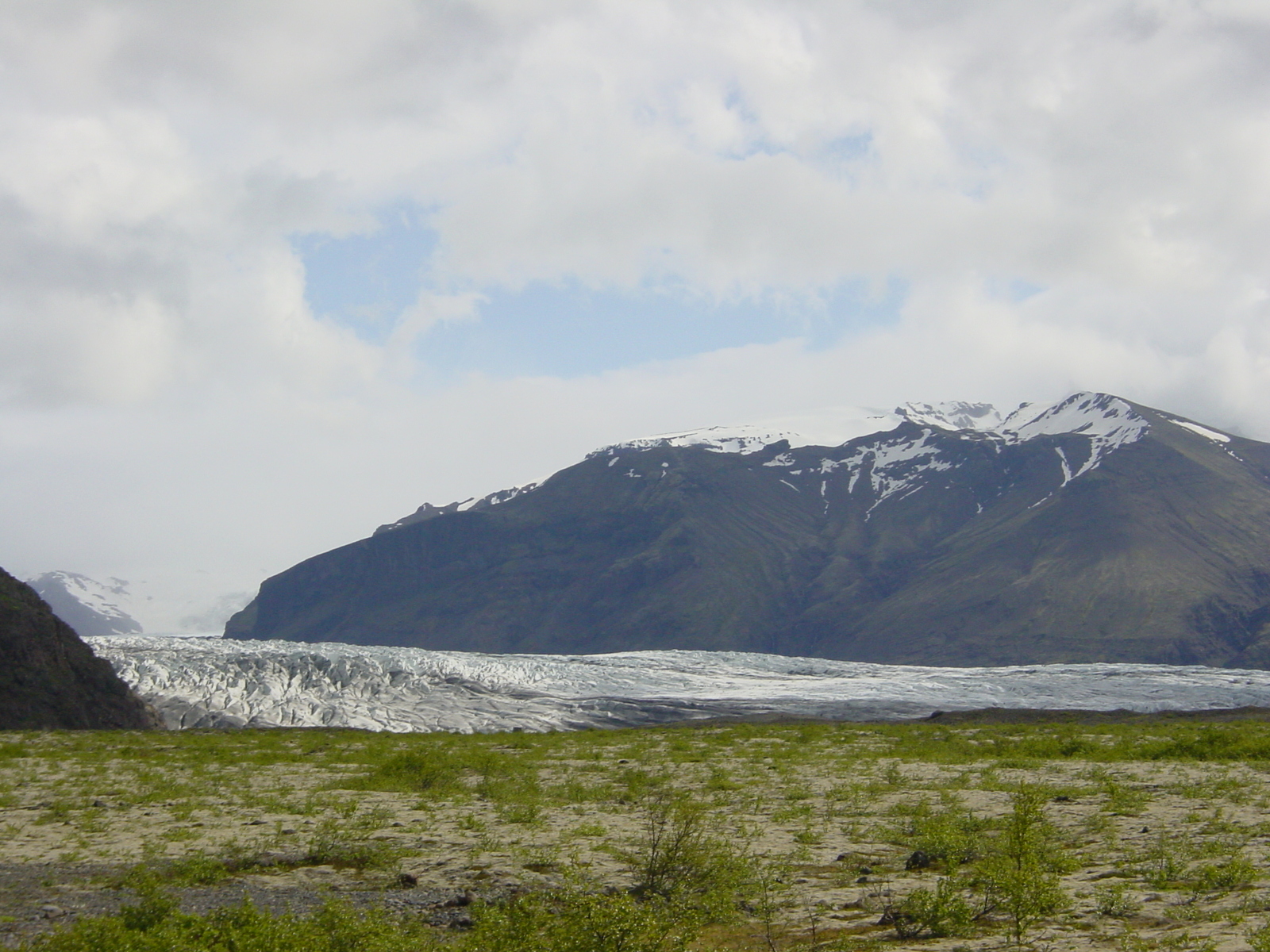 รูปถ่าย ไอซ์แลนด์(Iceland) สกาตาเฟลส์โจกูล(Skaftafellsjokull) 2003-06 28