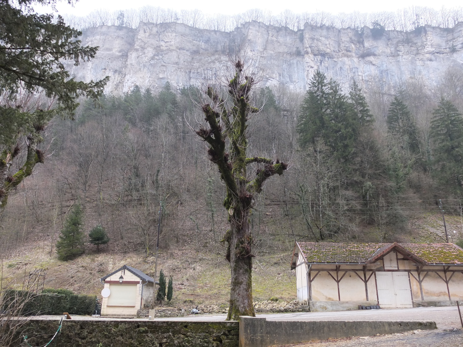 รูปถ่าย ฝรั่งเศส(France) โบม-เล-เมอซีเยอ(Baume les Messieurs) 2012-02 87
