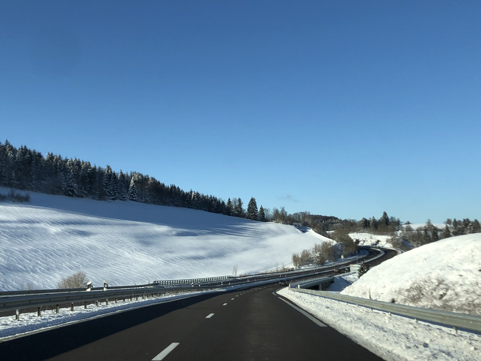 รูปถ่าย สวิสเซอร์แลนด์(Switzerland) ครองส์-มงตานา(Crans Montana) 2020-12 287