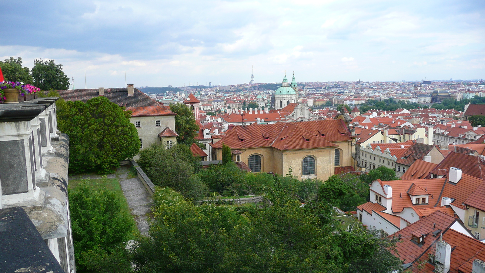 รูปถ่าย สาธารณรัฐเช็ก(Czech Republic) ปราก(Prague) รอบปราสาทปราก(Around Prague Castle) 2007-07 125