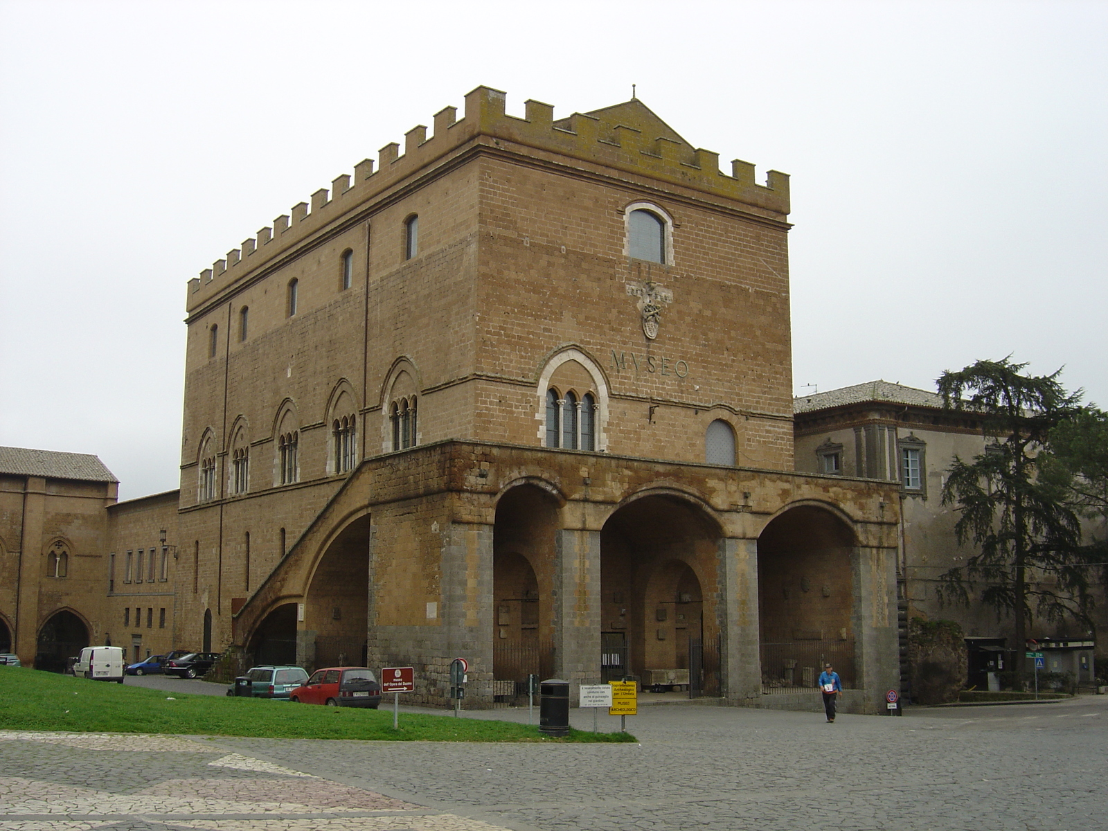 รูปถ่าย อิตาลี(Italy) ออร์วิเอโต้(Orvieto) 2004-03 17