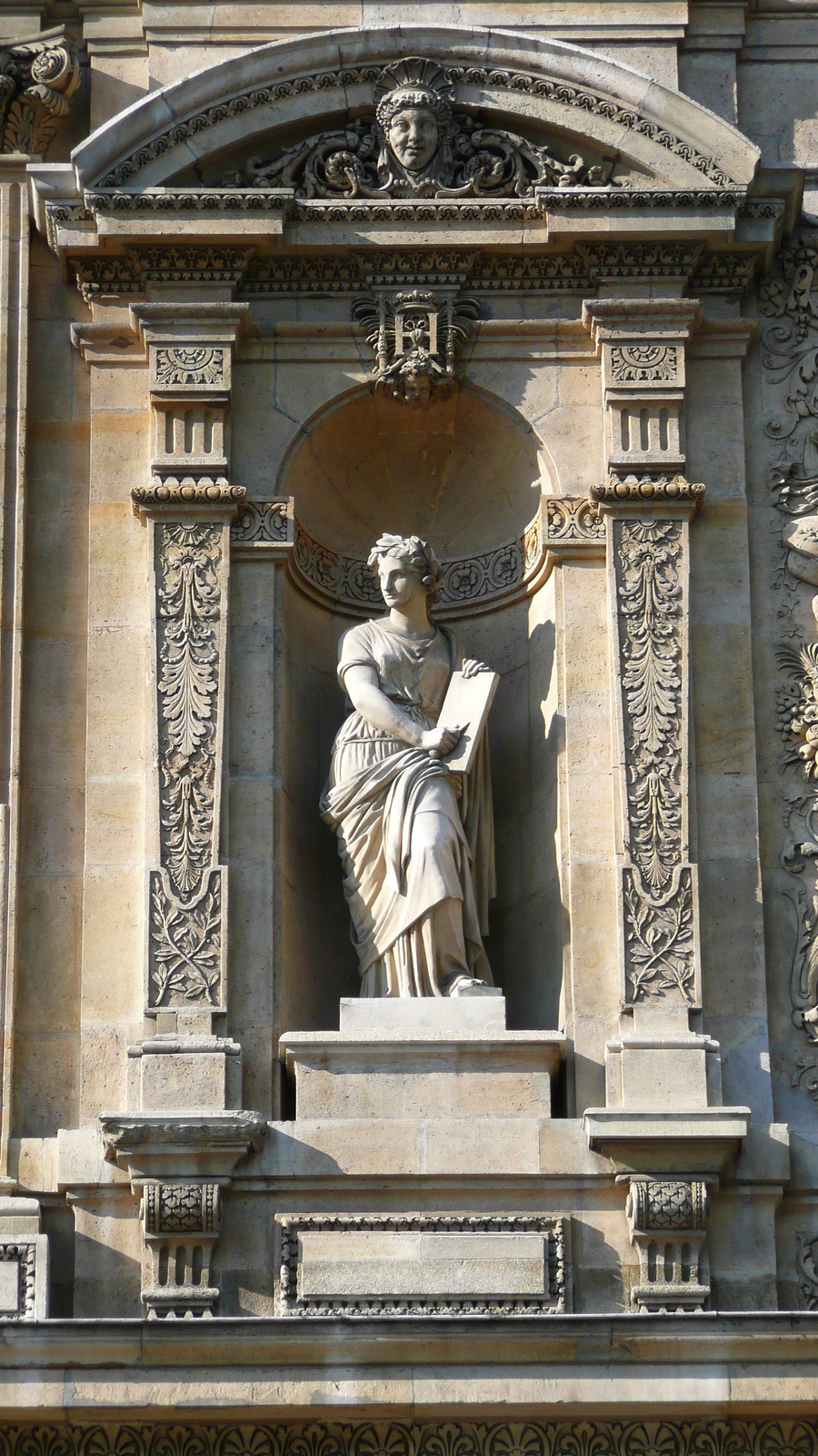 รูปถ่าย ฝรั่งเศส(France) ปารีส(Paris) ลูฟว์(Louvre) ด้านหน้าพระราชวังลูฟวร์ริมแม่น้ำ(Riverside facade of Louvre) 2007-07 10
