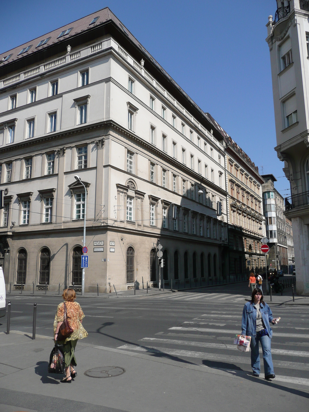 รูปถ่าย ฮังการี(Hungary) บูดาเปสต์(Budapest) ใจกลางบูดาเปสต์(Central Budapest) 2007-06 191
