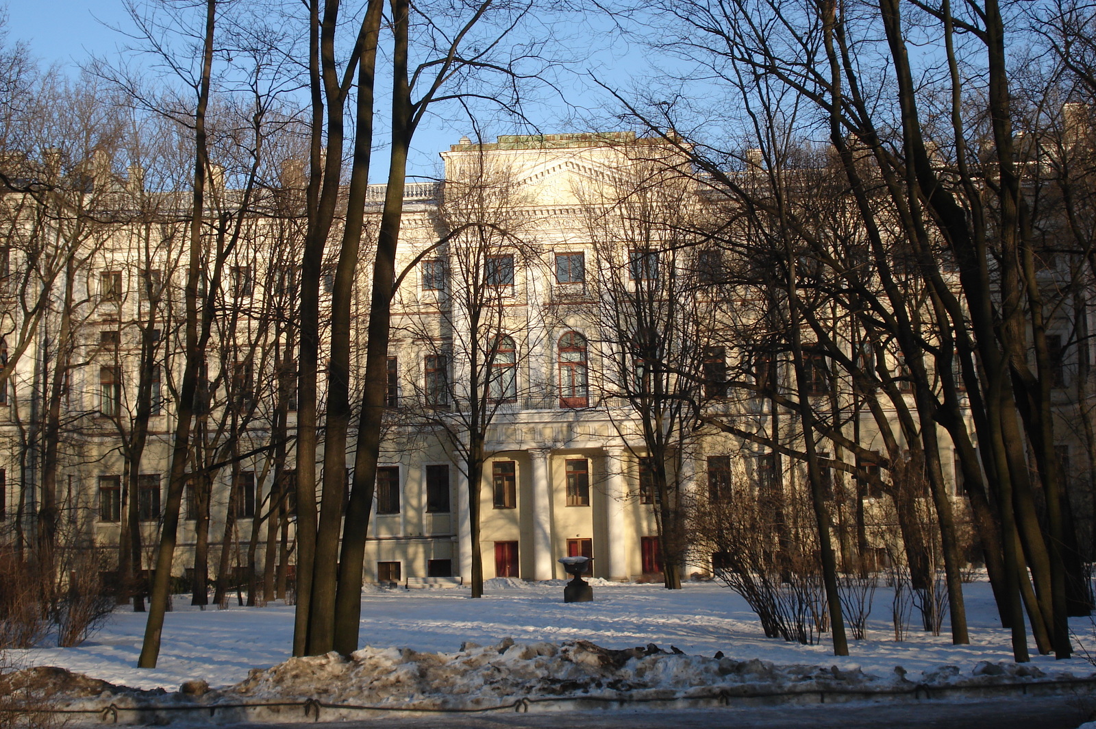 รูปถ่าย รัสเซีย(Russia) เซนต์ปีเตอร์สเบิร์ก(St Petersburg) ถนนเนฟสกี(Nevsky Prospect) 2006-03 30