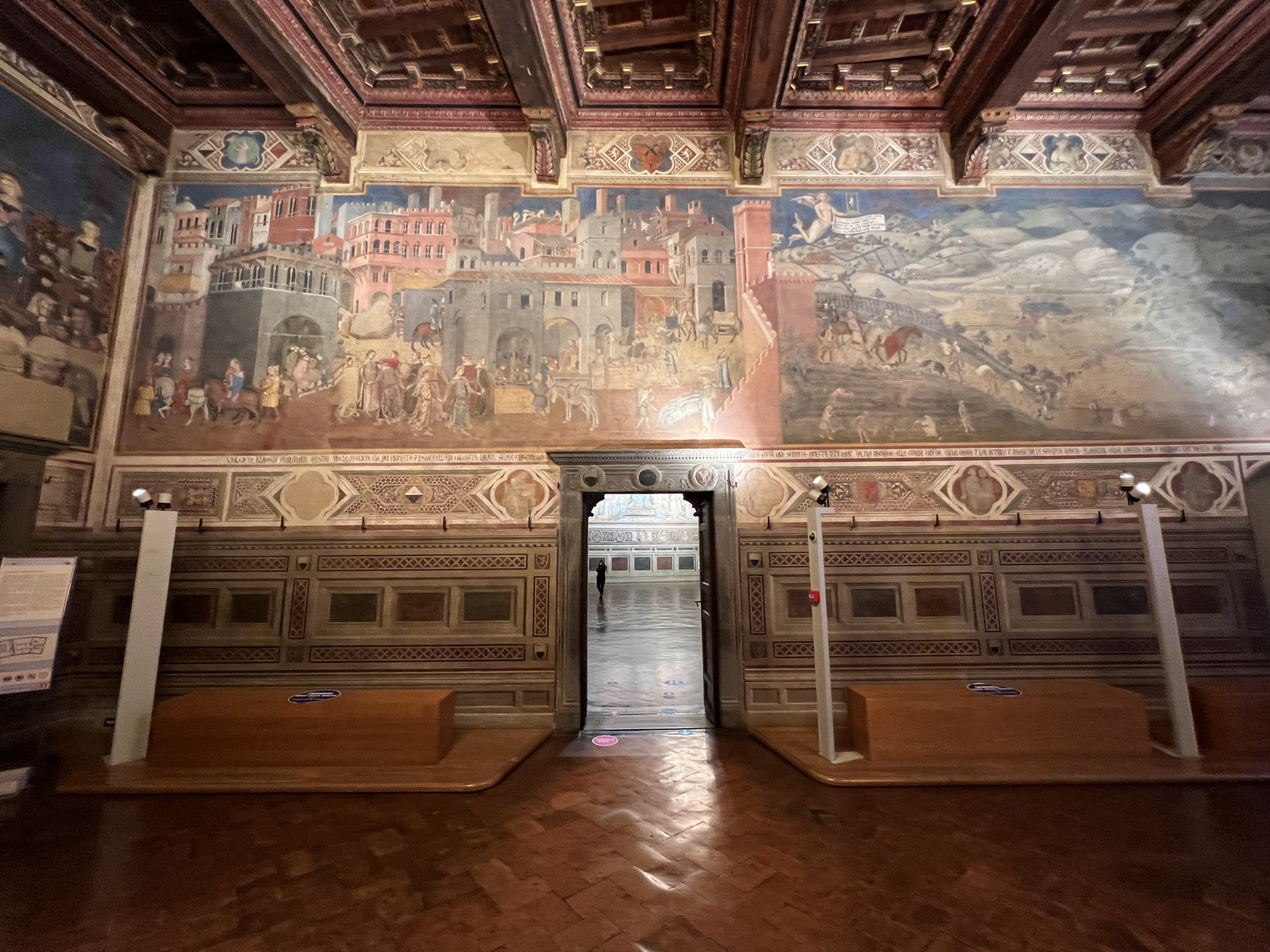 รูปถ่าย อิตาลี(Italy) ซีเอน่า(Siena) วังปุบบลีโก(Palazzo Pubblico) 2021-09 107