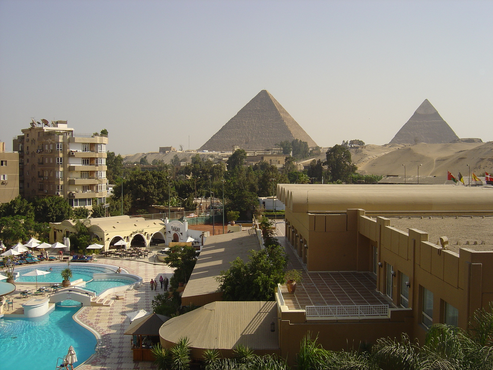 รูปถ่าย อียิปต์(Egypt) กีซ่า(Giza) โรงแรมเลอเมอริเดียน พีระมิดส์(Le Meridien Pyramids) 2004-09 0
