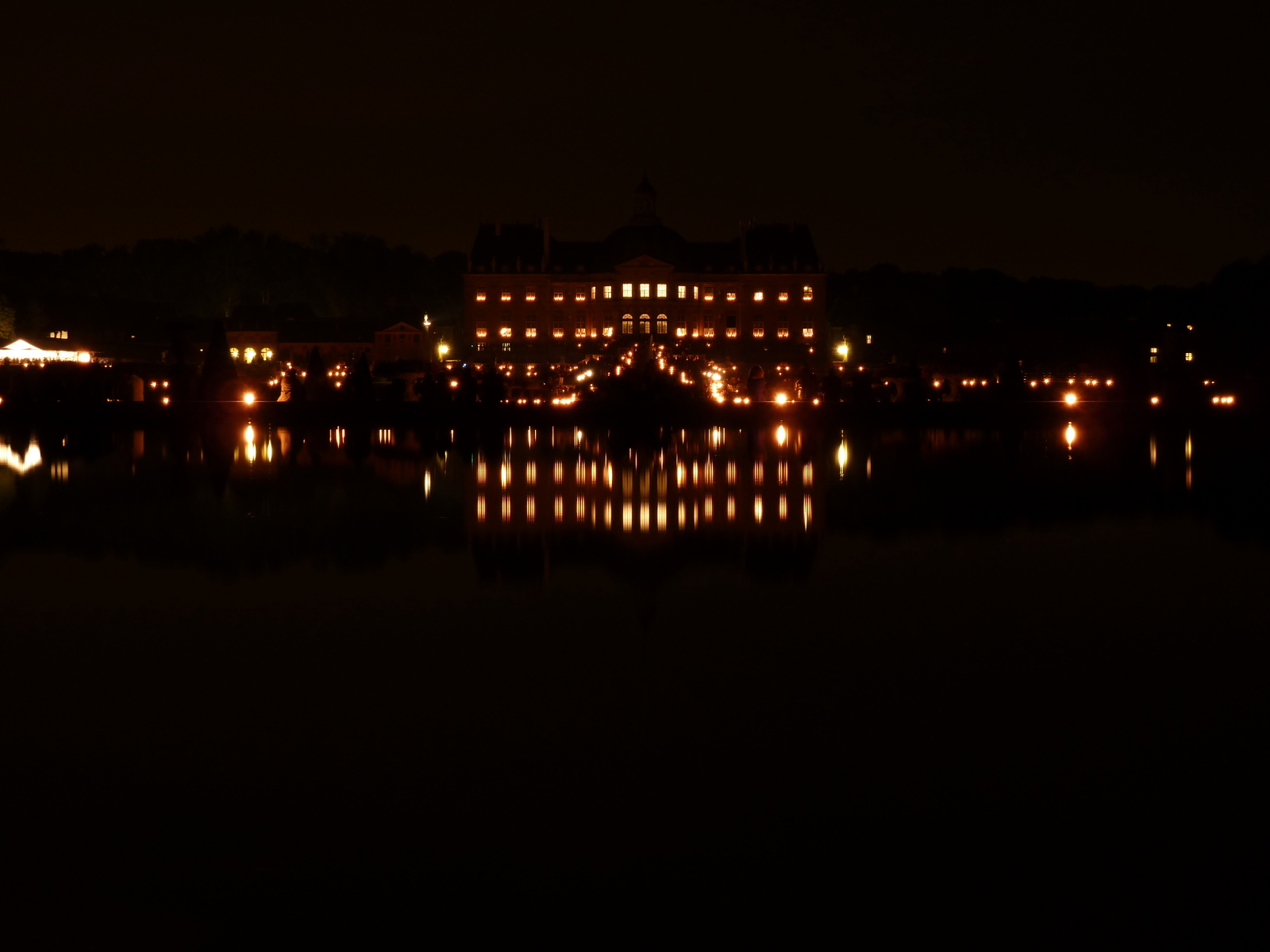 รูปถ่าย ฝรั่งเศส(France) ปราสาทโว-เลอ-วีกงต์(Vaux Le Vicomte Castle) ปราสาทโว-เลอ-วีกงต์ยามแสงเทียน(Vaux Le Vicomte Candlelight) 2010-09 11