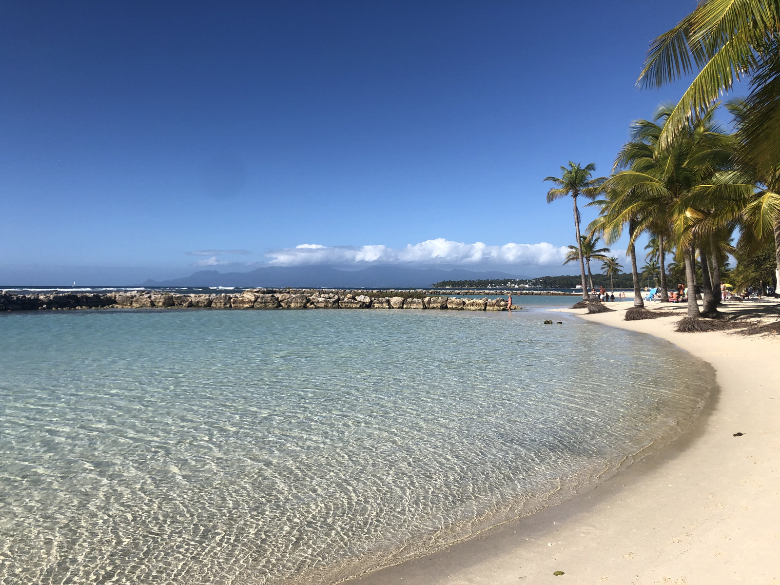 รูปถ่าย กวาเดอลูป(Guadeloupe) แซ็งตาน(Sainte Anne) 2021-02 8