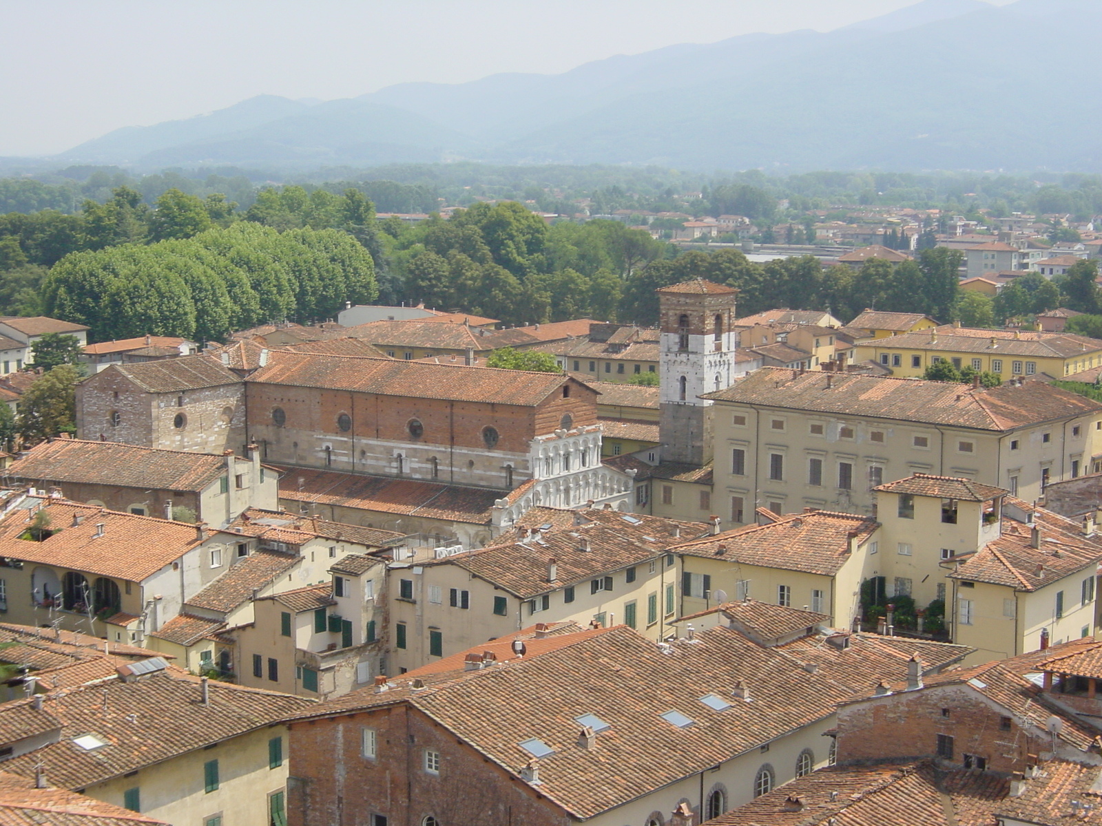 รูปถ่าย อิตาลี(Italy) ลุคคา(Lucca) 2002-07 113
