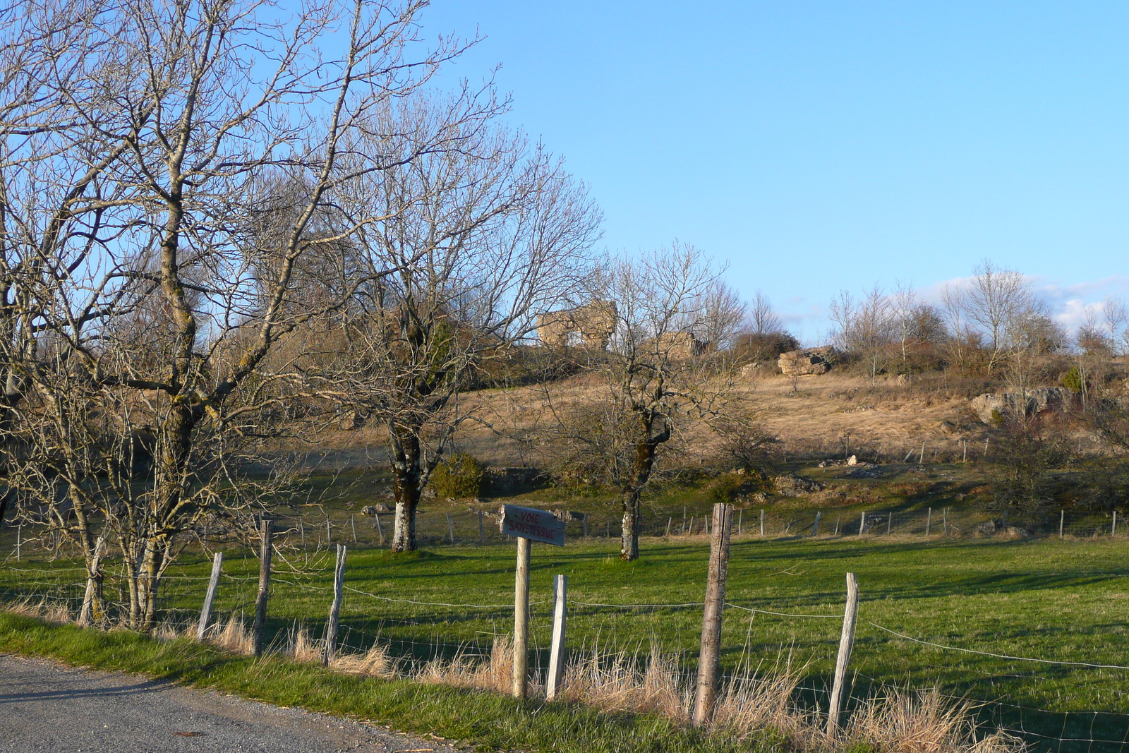 รูปถ่าย ฝรั่งเศส(France) เทือกเขาเซแวน(Cevennes Mountains) 2008-04 0