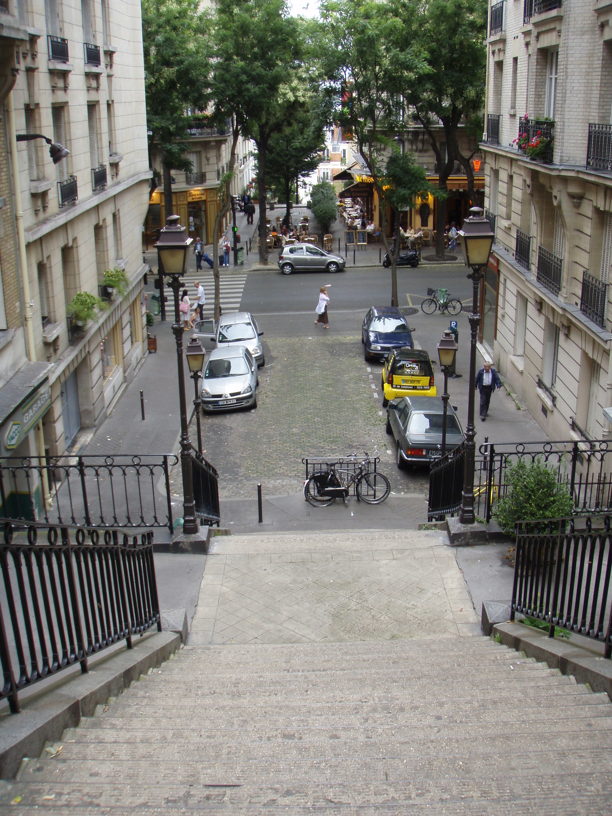 รูปถ่าย ฝรั่งเศส(France) ปารีส(Paris) คุ้ม 18 ในปารีส(18th Arrondissement) 2007-07 46