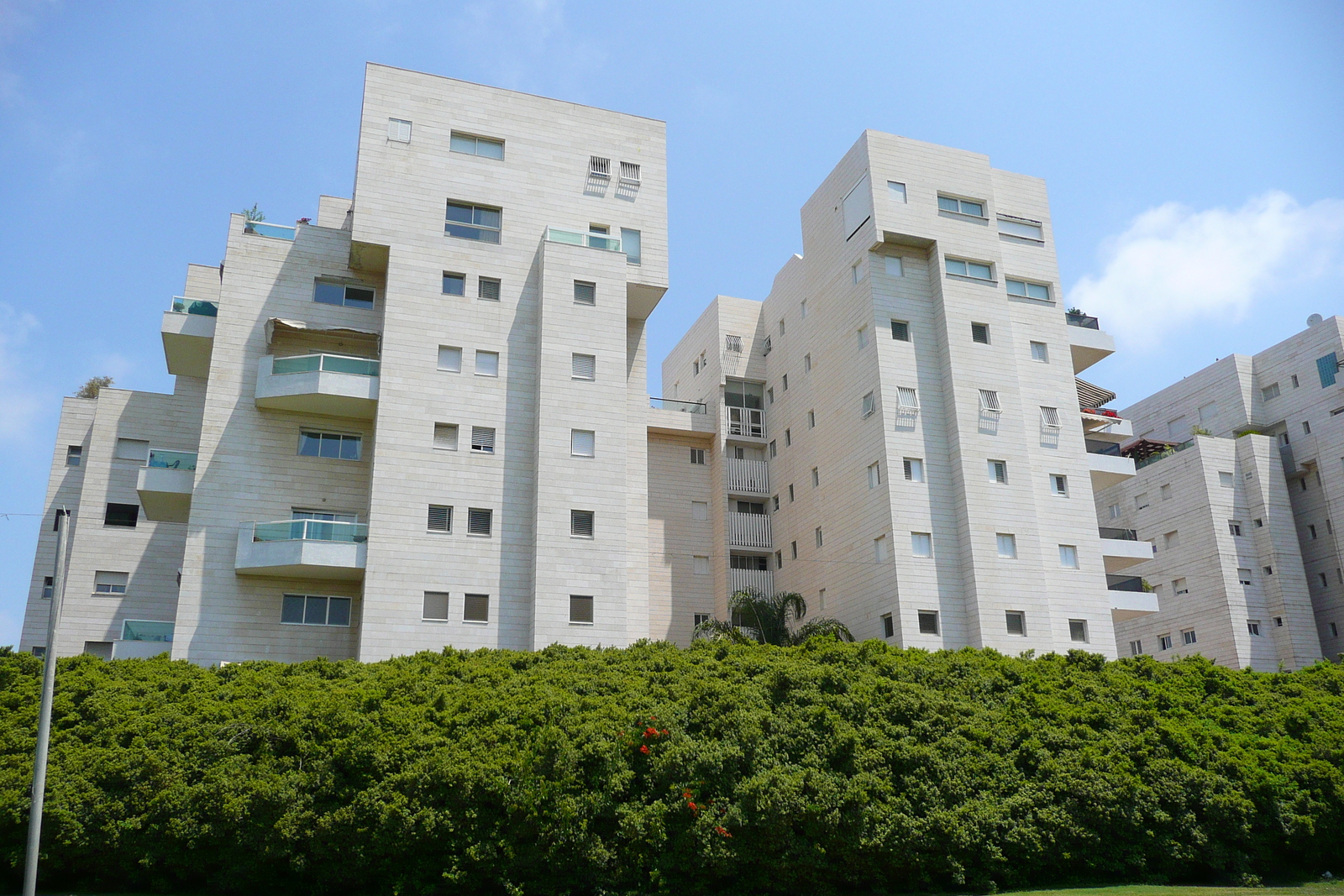 รูปถ่าย อิสราเอล(Israel) เทลอาวีฟ(Tel Aviv) ถนนโรกัค(Rokach Street) 2007-06 8
