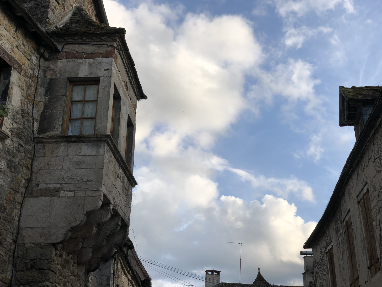 รูปถ่าย ฝรั่งเศส(France) กาเรนนัก(Carennac) 2018-04 95