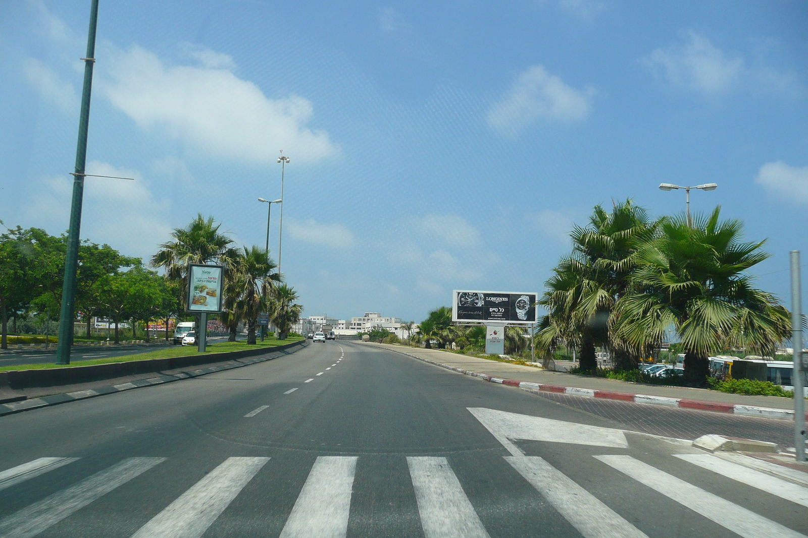 รูปถ่าย อิสราเอล(Israel) เทลอาวีฟ(Tel Aviv) ถนนโรกัค(Rokach Street) 2007-06 14
