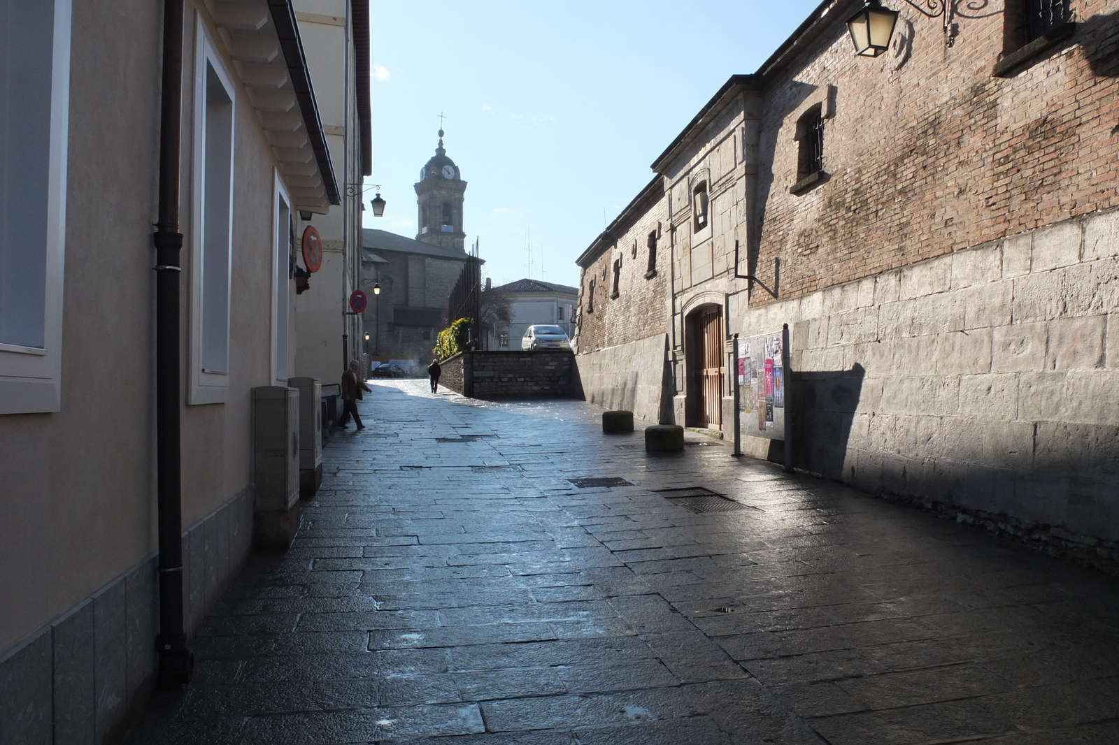 รูปถ่าย สเปน(Spain) บิโตเรีย-กัสเตซ(Vitoria Gasteiz) 2013-01 10