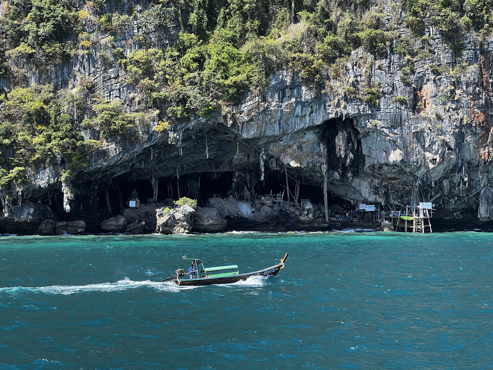 รูปถ่าย ไทย(Thailand) เรือเฟอร์รีจากภูเก็ตไปเกาะพีพี(Phuket to Ko Phi Phi Ferry) 2021-12 30