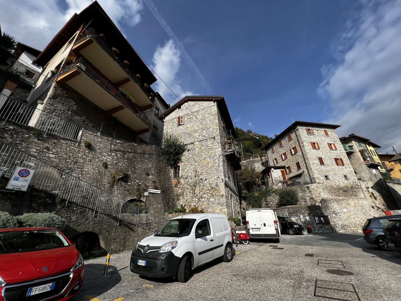 รูปถ่าย อิตาลี(Italy) ทะเลสาบโกโม(Lago di Como) 2023-10 41