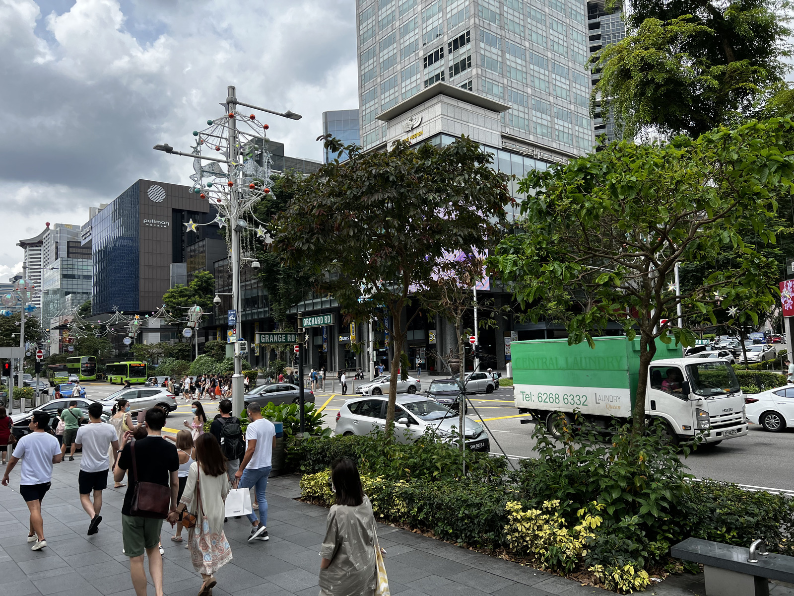 รูปถ่าย สิงคโปร์(Singapore) ถนนออร์ชาร์ด(Orchard road) 2023-01 25