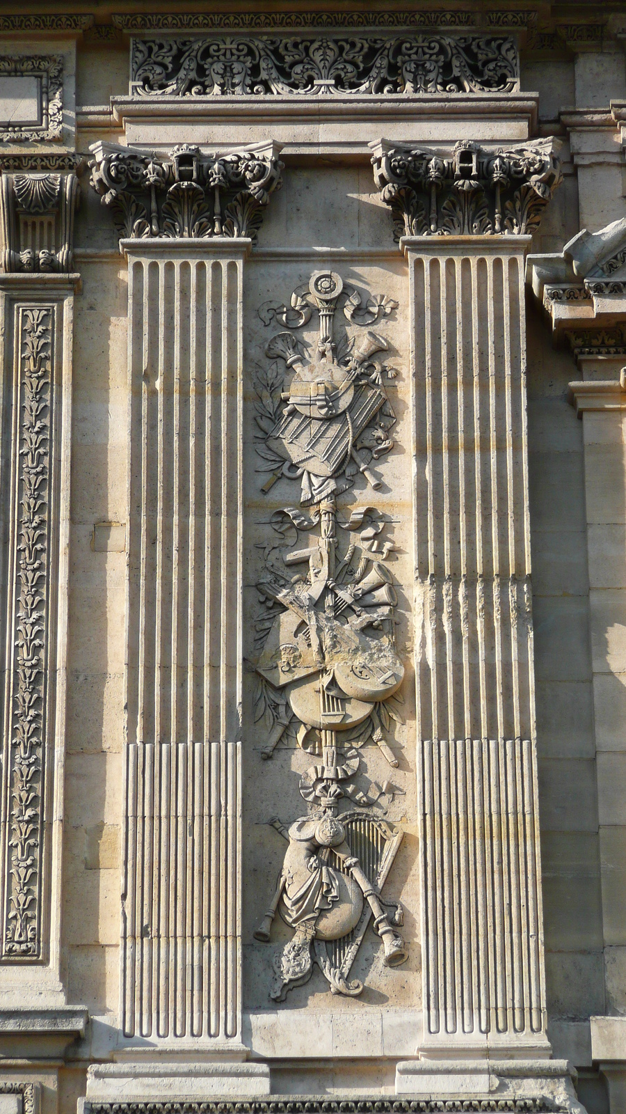 รูปถ่าย ฝรั่งเศส(France) ปารีส(Paris) ลูฟว์(Louvre) ด้านหน้าพระราชวังลูฟวร์ริมแม่น้ำ(Riverside facade of Louvre) 2007-07 35