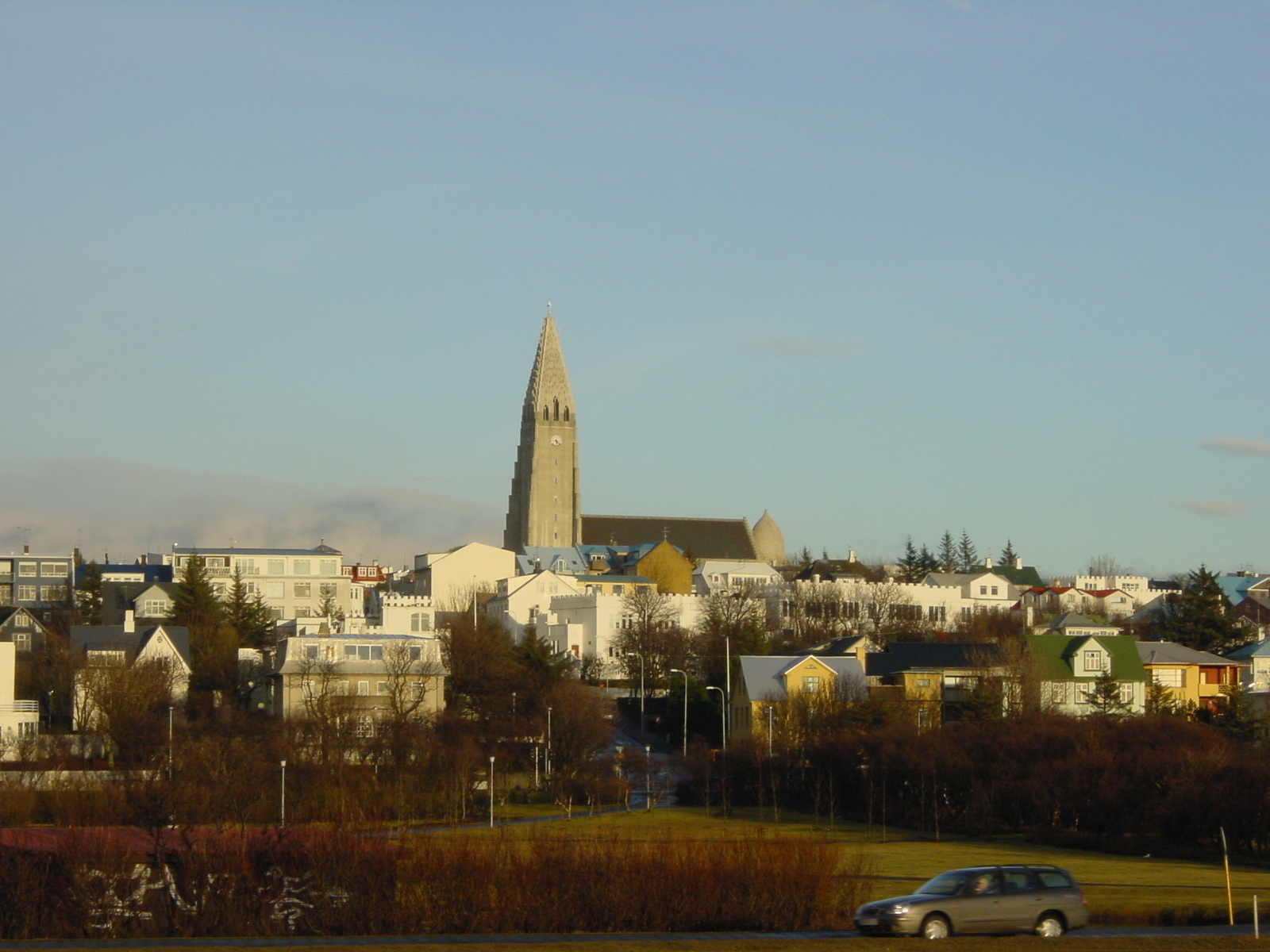 รูปถ่าย ไอซ์แลนด์(Iceland) เรกยะวิก(Reykjavik) 2003-03 17