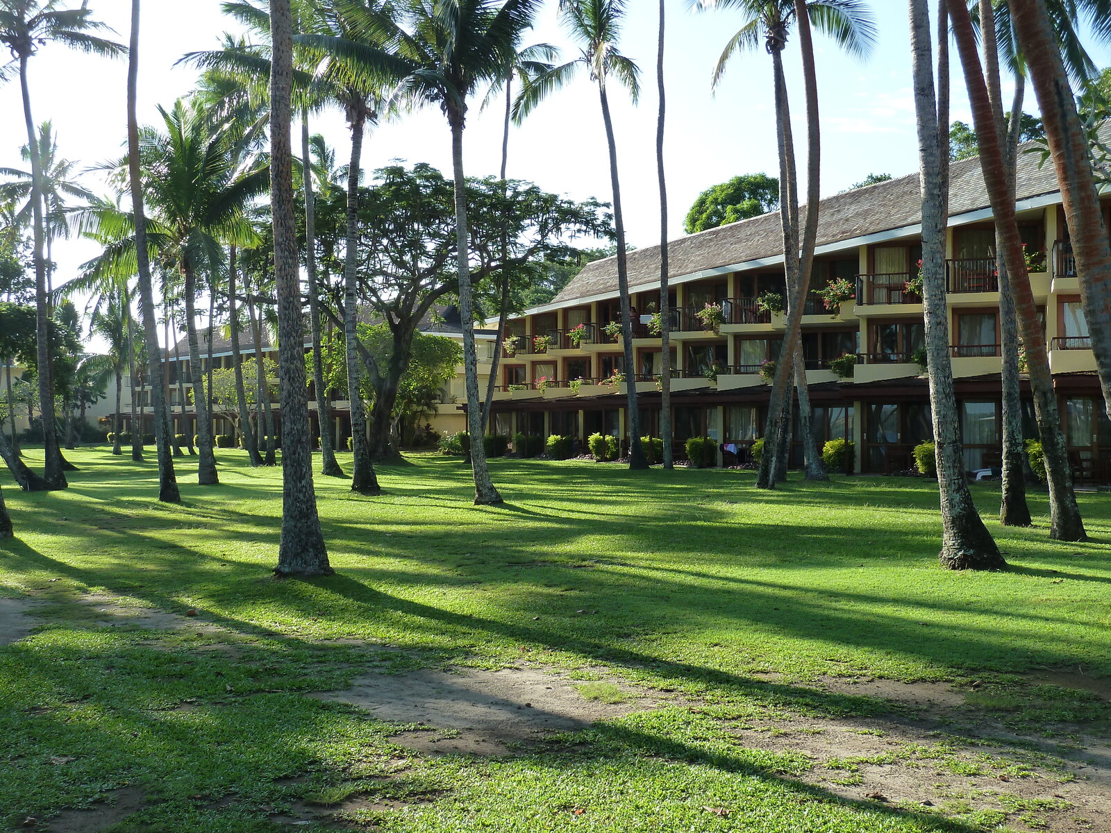 รูปถ่าย ฟิจิ(Fiji) รีสอร์ตแชงกรี-ลาฟิเจียน(Shangri La Fijian Resort) 2010-05 20