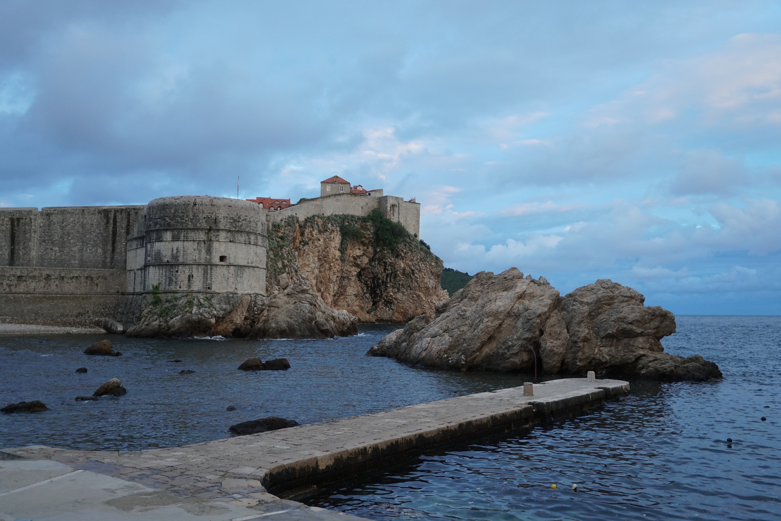 รูปถ่าย โครเอเชีย(Croatia) ดูบรอฟนิก(Dubrovnik) 2016-04 203