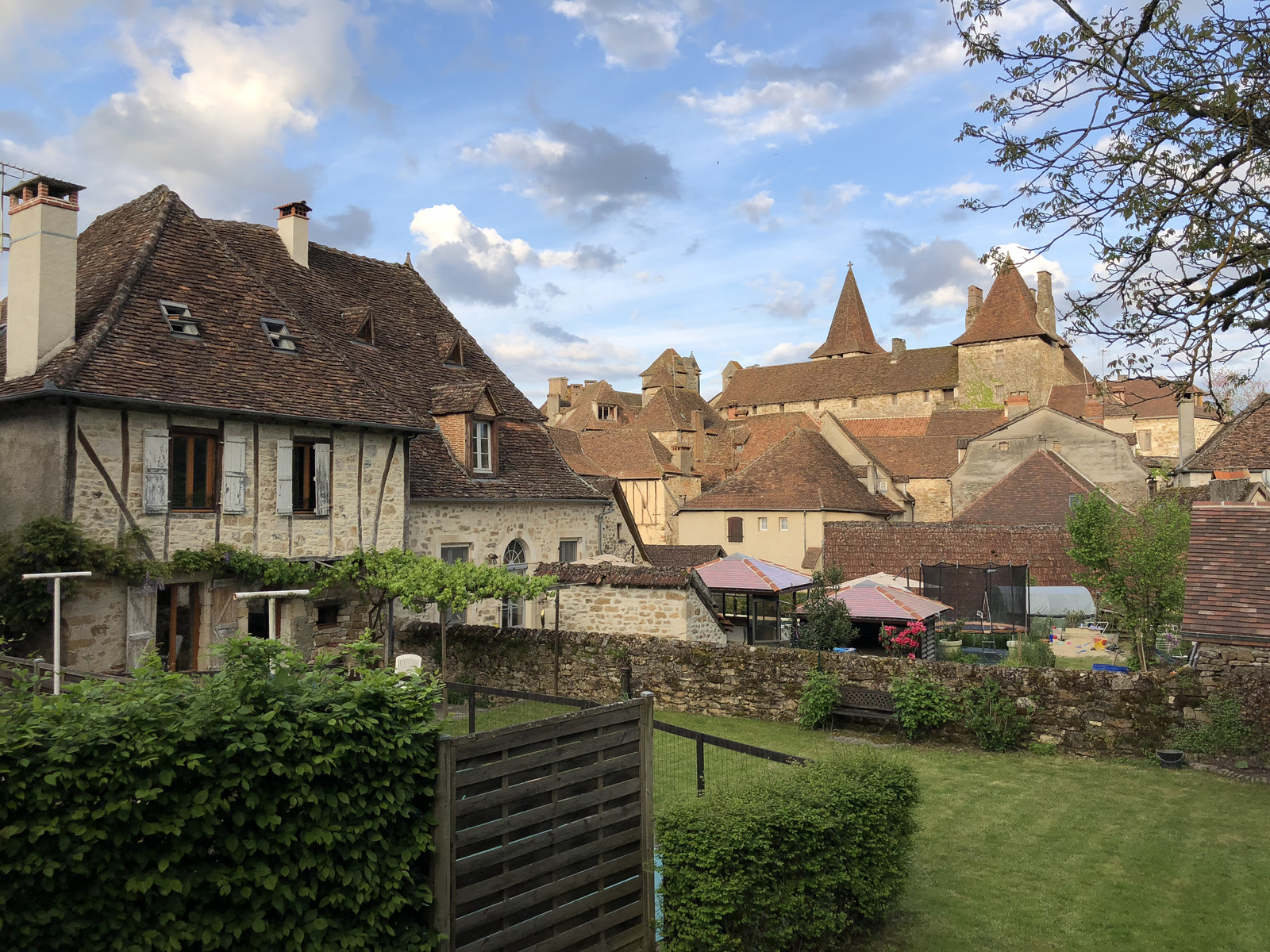 รูปถ่าย ฝรั่งเศส(France) กาเรนนัก(Carennac) 2018-04 130
