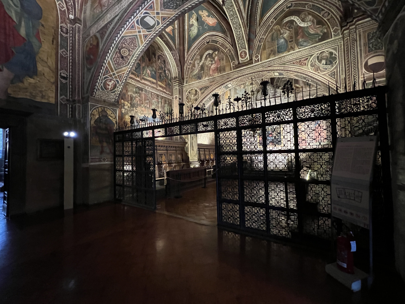 รูปถ่าย อิตาลี(Italy) ซีเอน่า(Siena) วังปุบบลีโก(Palazzo Pubblico) 2021-09 53