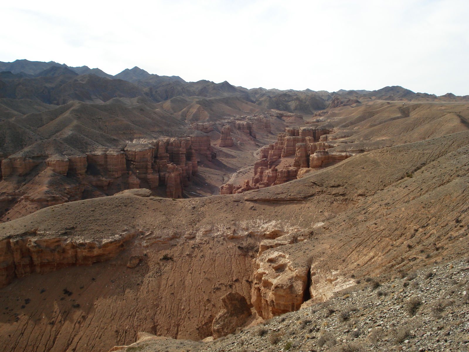 รูปถ่าย คาซัคสถาน(Kazakhstan) หุบผาชารึน(Charyn Canyon) 2007-03 203