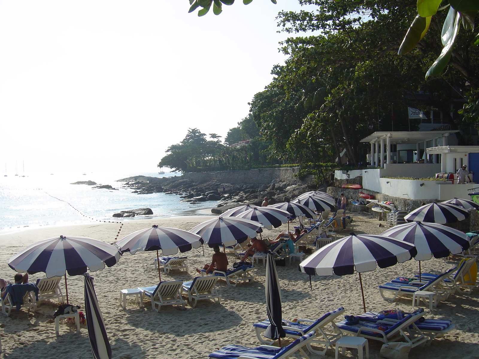 รูปถ่าย ไทย(Thailand) ภูเก็ต(Phuket) หาดในหาน(Nai Harn Beach) 2005-12 26