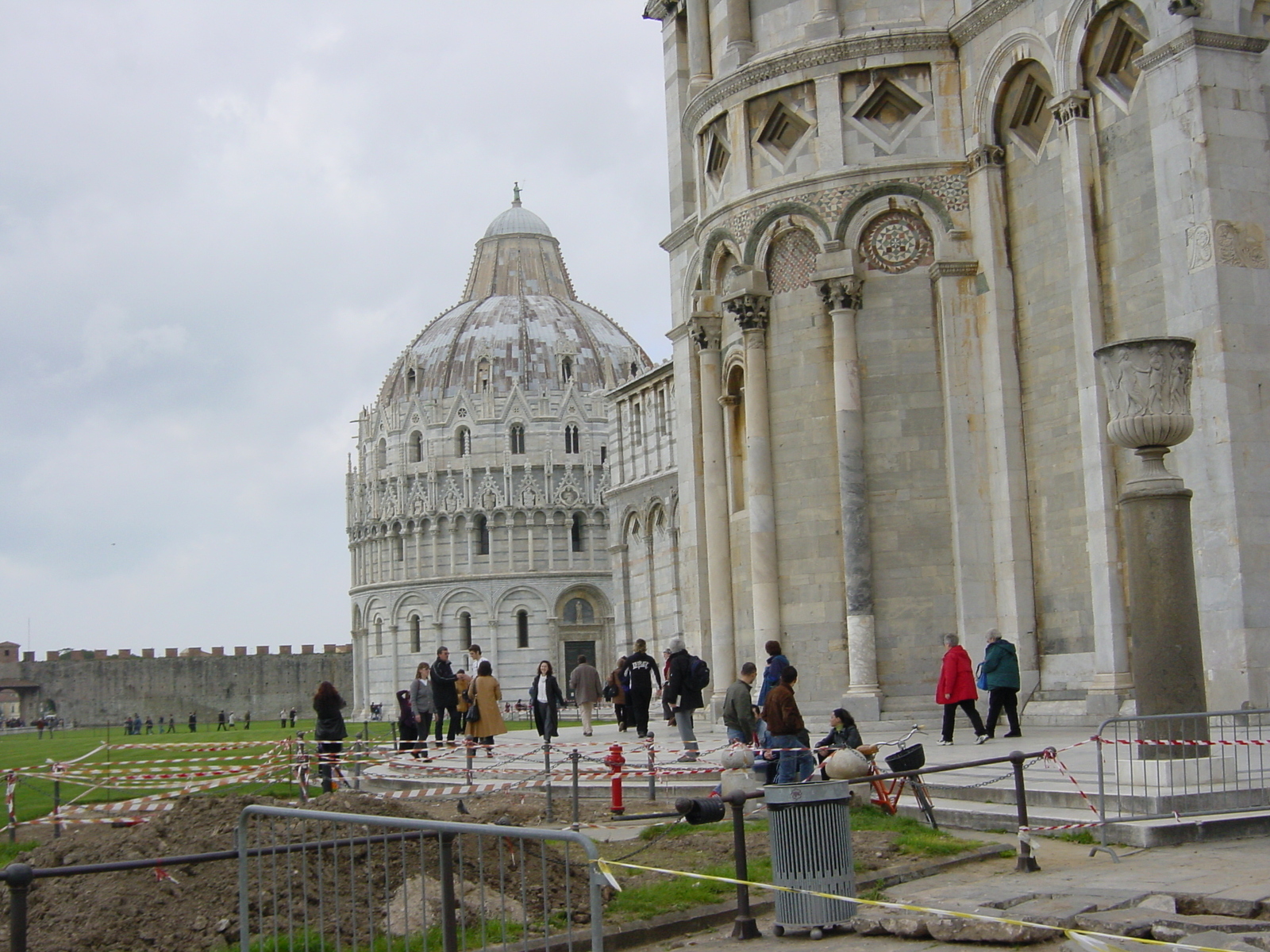 รูปถ่าย อิตาลี(Italy) ปิซา(Pisa) 2004-03 1