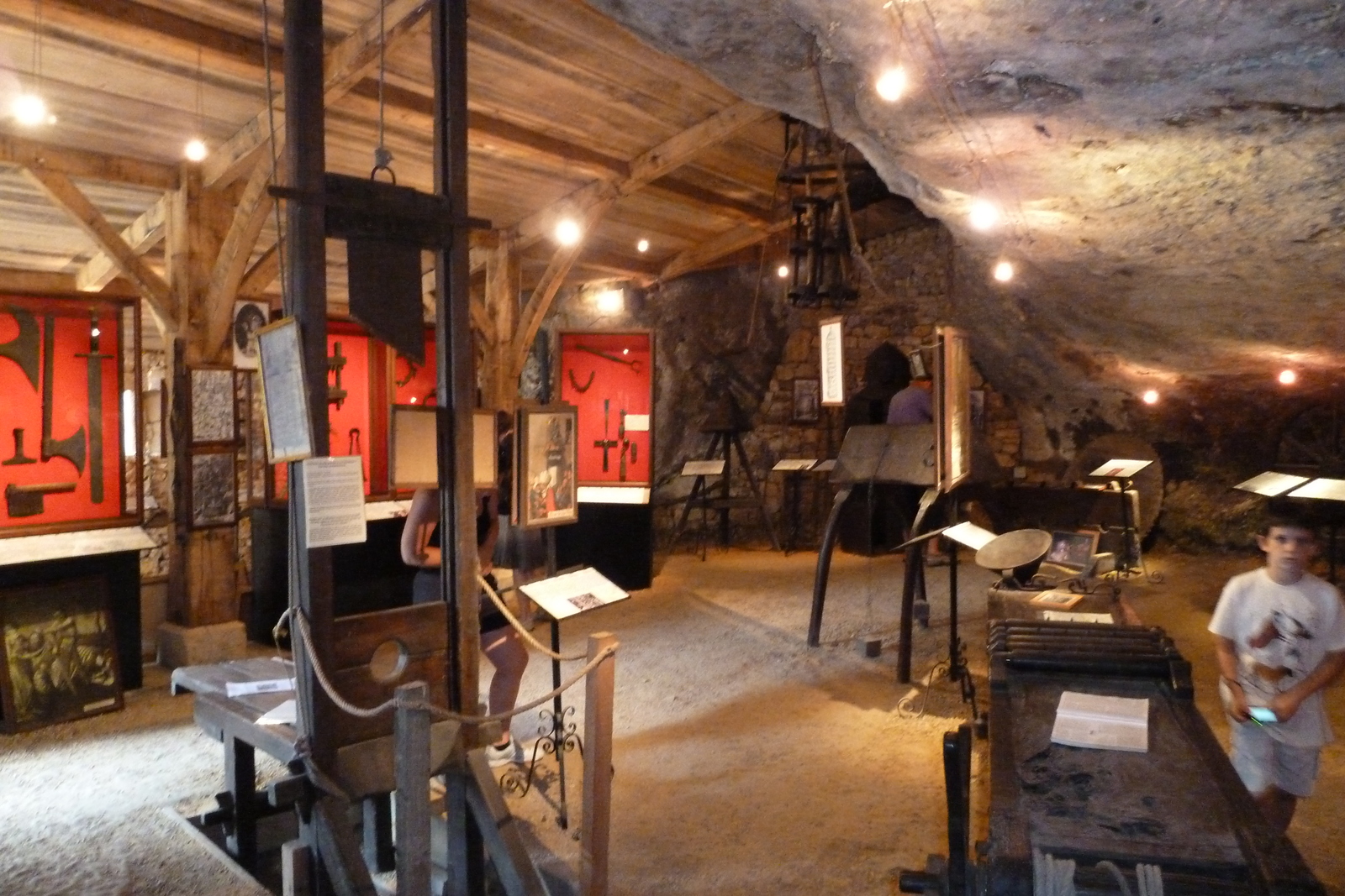 รูปถ่าย ฝรั่งเศส(France) บ้านป้อมเดอเรญัก(Maison Forte de Reignac) 2010-08 84