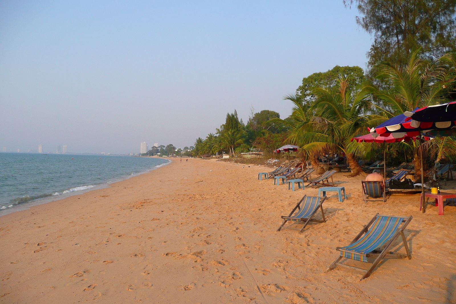 รูปถ่าย ไทย(Thailand) ชลบุรี(Chonburi) หาดซันไชน์(Sunshine beach) 2008-01 5