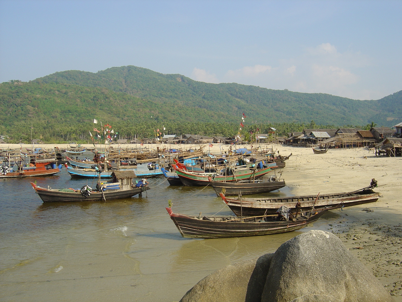 รูปถ่าย พม่า(Myanmar) หาดหม่องมะกัน(Maungmagan beach) 2005-01 24
