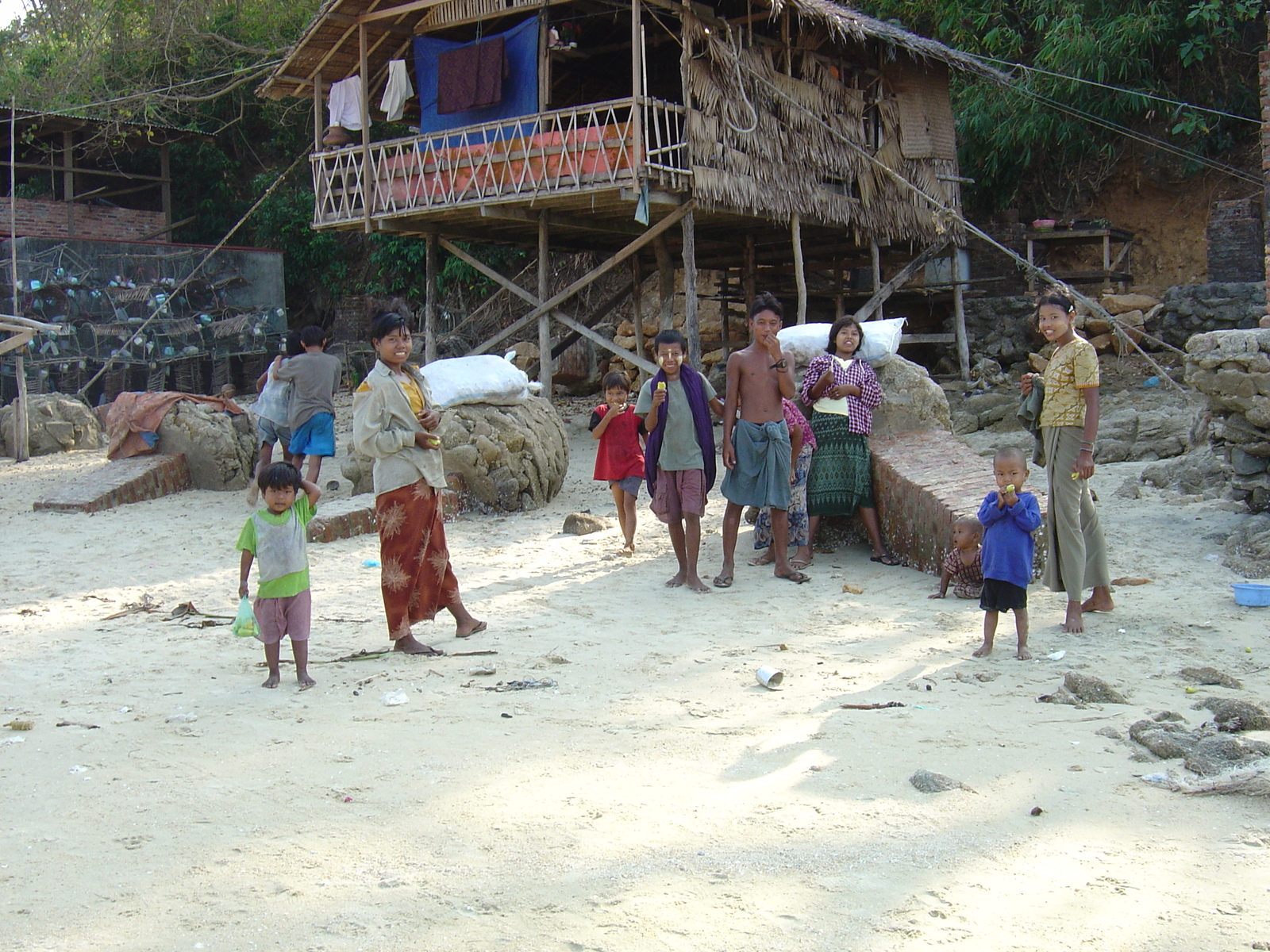 รูปถ่าย พม่า(Myanmar) หาดหม่องมะกัน(Maungmagan beach) 2005-01 40