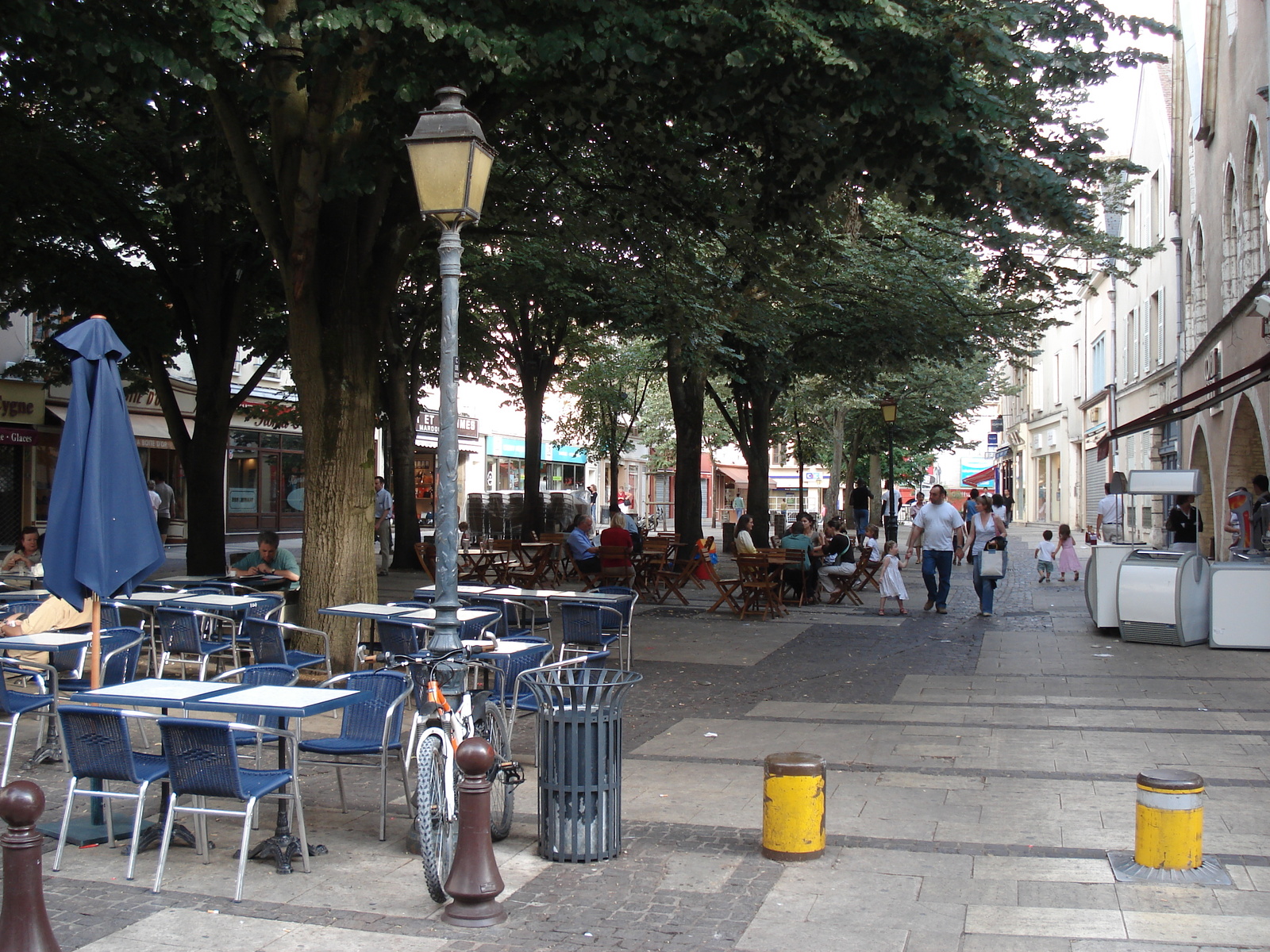 รูปถ่าย ฝรั่งเศส(France) ชาร์เทรอ(Chartres) 2006-08 30