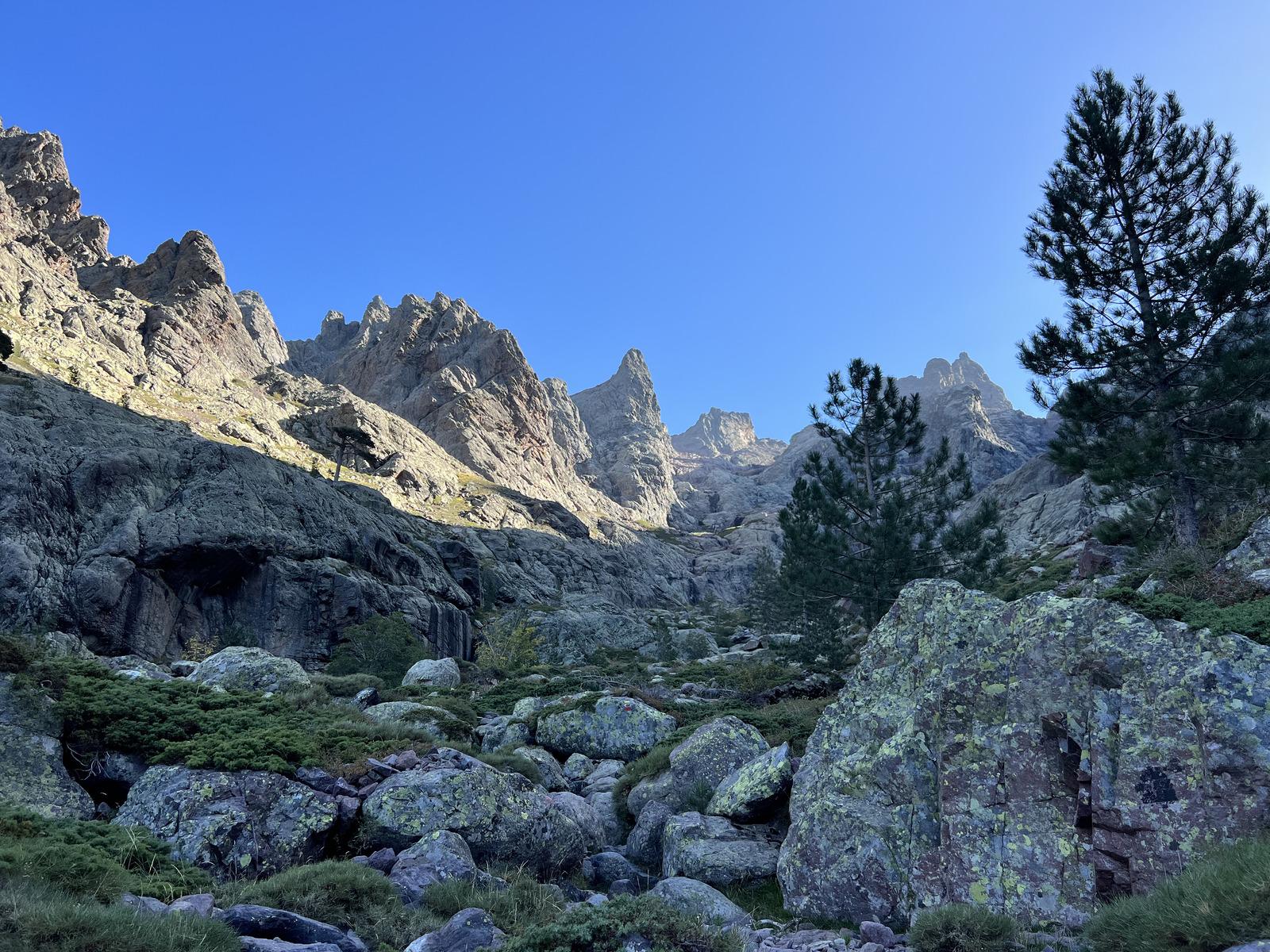 รูปถ่าย ฝรั่งเศส(France) คอร์สิคา(Corsica) ภูเขามอนเตชินโต(Monte Cinto) 2023-10 180