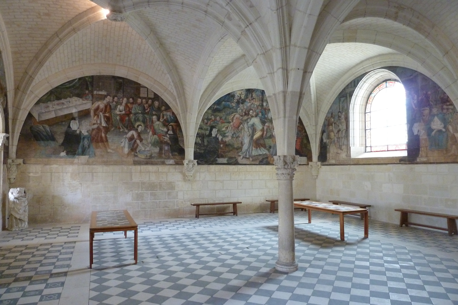 รูปถ่าย ฝรั่งเศส(France) ฟงเตอโวร์(Fontevraud) 2011-05 17